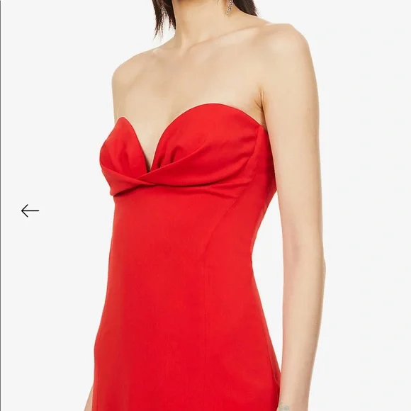 MÔNOT Red Gown - Picture 4 of 4